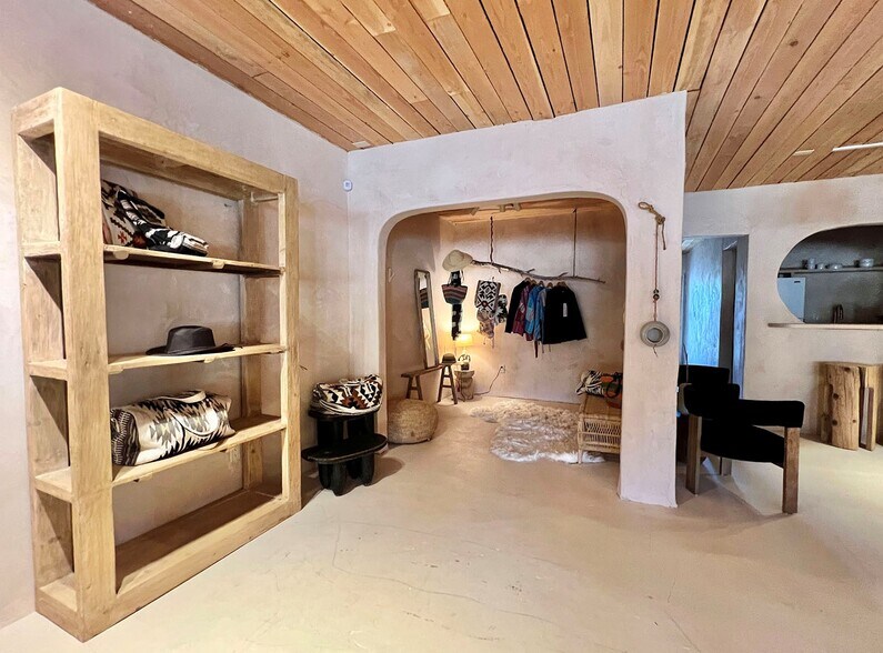 More Photos Of 55755 29 Palms Hwy, Yucca Valley Freestanding For Sale