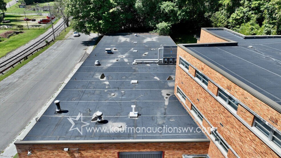 More Photos Of 100 Bluestone Rd, Mount Hope Research And Development For Sale