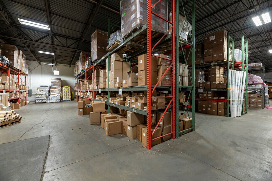 More Photos Of 2536-2540 Creekway Dr, Columbus Warehouse For Sale