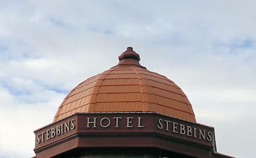 More Photos Of 201 Steele St, Algoma Hotel For Sale