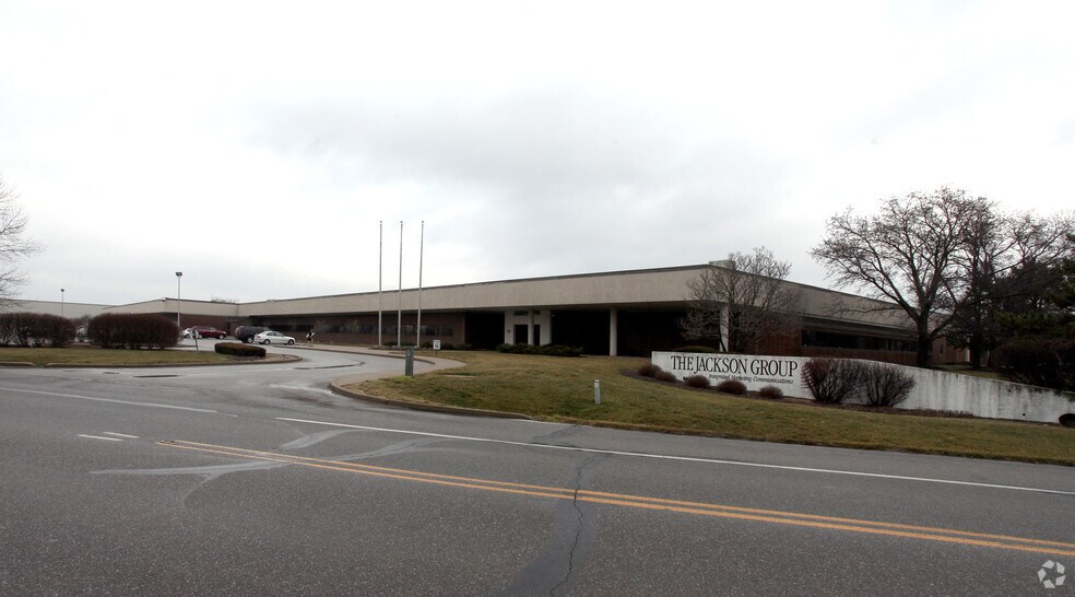 More Photos Of 5804-5808 Churchman Byp, Indianapolis Light Manufacturing For Lease