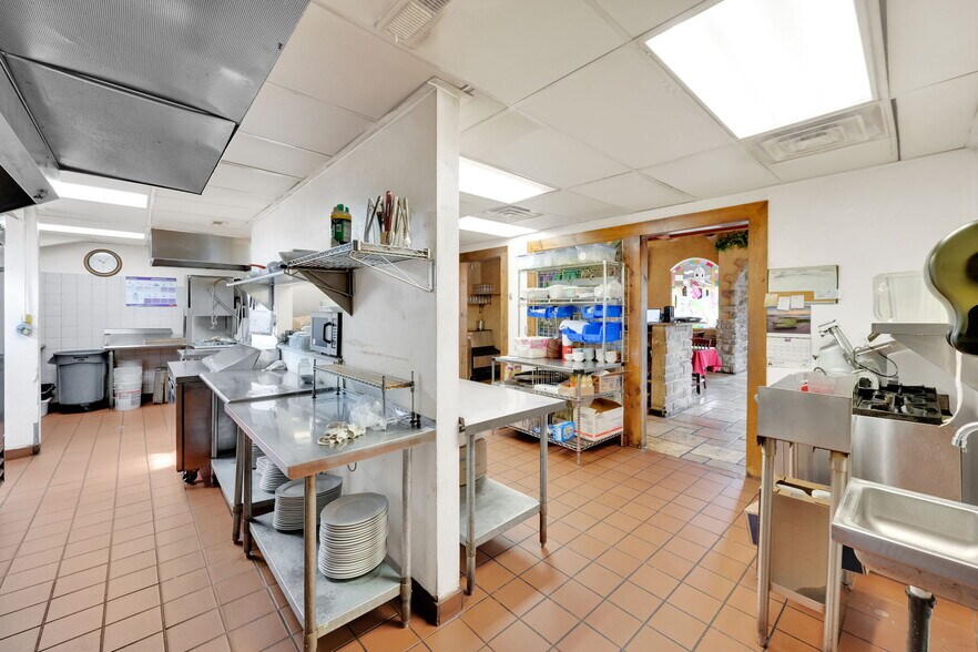 More Photos Of 340 E 1200 S, Orem Restaurant For Sale