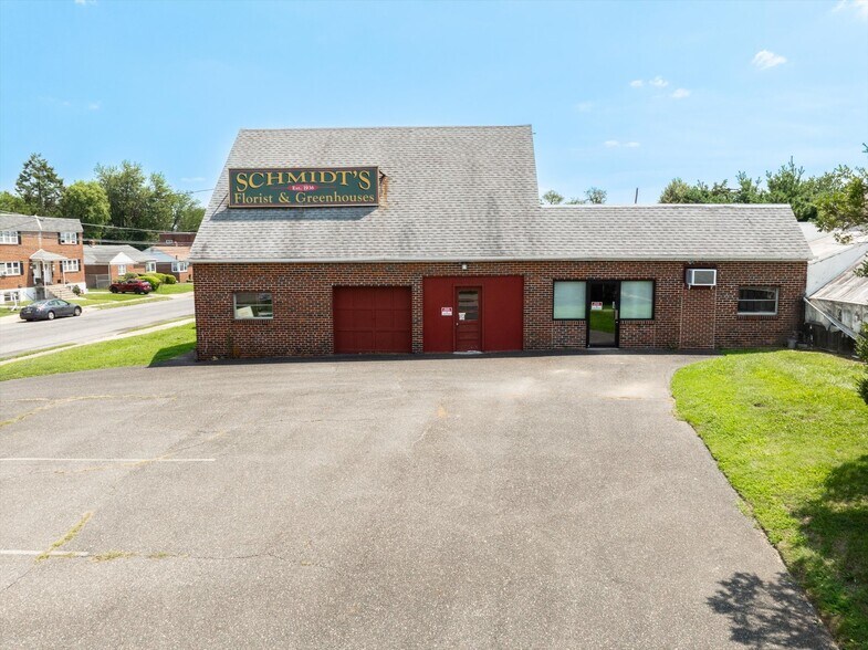 More Photos Of 700 Solly Ave, Philadelphia Garden Center For Sale