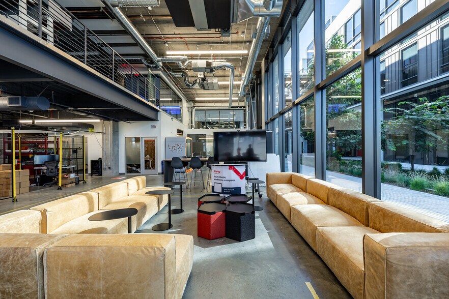 More Photos Of 100 Hooper St, San Francisco Unknown For Lease