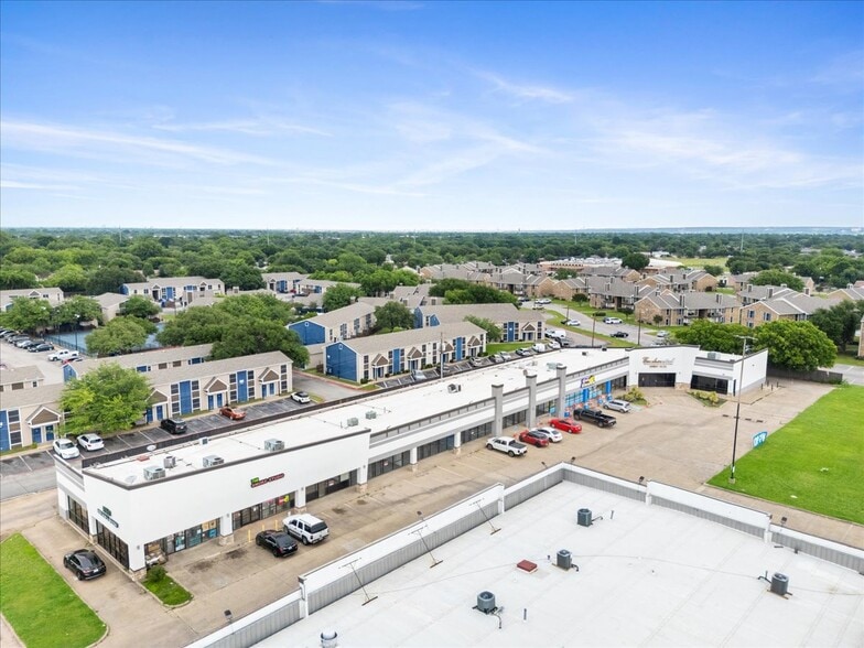 More Photos Of 3005-3007 S Carrier Pky, Grand Prairie Unknown For Lease
