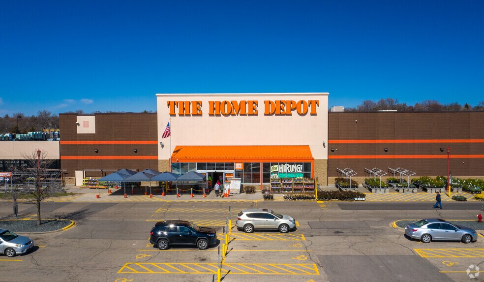 More Photos Of 1520-1730 New Brighton Blvd, Minneapolis Unknown For Lease