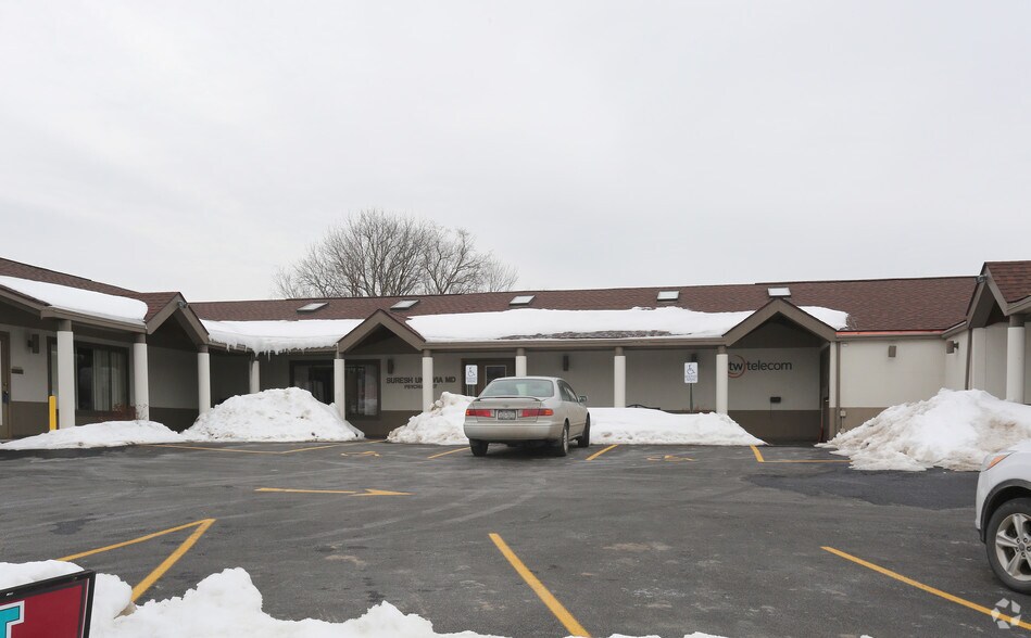 More Photos Of 112-116 Clayton Ave, Vestal Township Medical For Lease