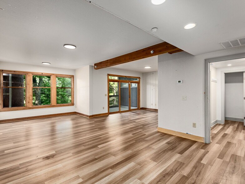 More Photos Of 447 Lily Pad Ln, Flat Rock Lodge Meeting Hall For Sale