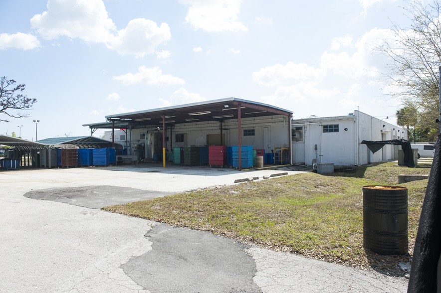 More Photos Of 2610 Orange Ave, Fort Pierce Warehouse For Sale
