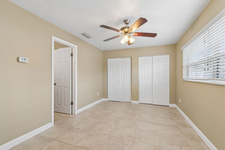 More Photos Of 2307 Bay Blvd, Indian Rocks Beach Apartments For Sale