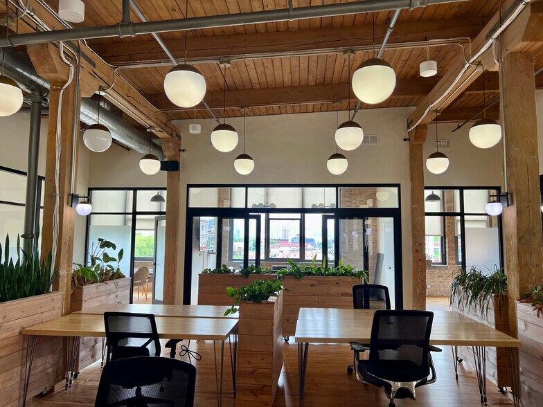 More Photos Of 1901 N Clybourn Ave, Chicago Loft Creative Space For Lease