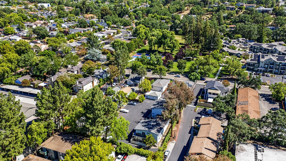 More Photos Of 4041-4067 Vineyard Ave, Pleasanton Apartments For Sale