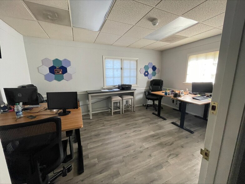 More Photos Of 335 E Palm Ln, Phoenix Loft Creative Space For Sale