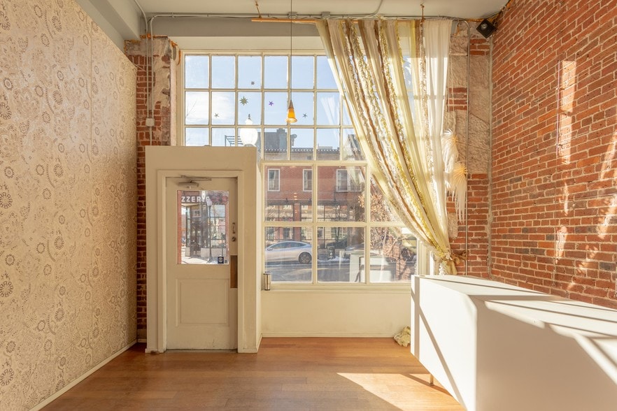 More Photos Of 2401-2413 W 32nd Ave, Denver Storefront Retail Office For Lease