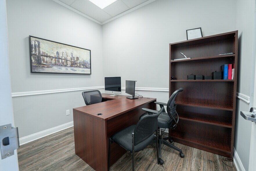 More Photos Of 152 Islip Ave, Islip Medical For Sale