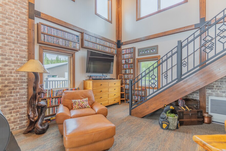 More Photos Of Quartz Lake, Delta Junction Lodge Meeting Hall For Sale