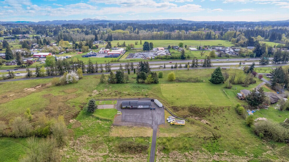 More Photos Of 406 NE 184th St, Ridgefield Office Residential For Lease