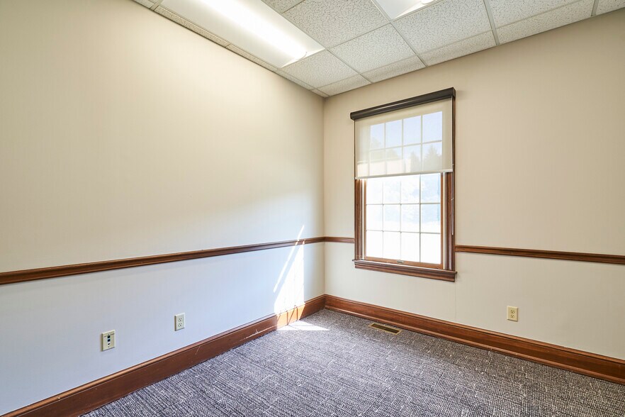 More Photos Of 1920 Georgetown Rd, Hudson Medical For Sale