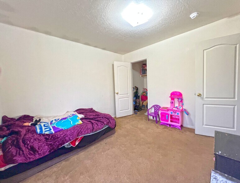 More Photos Of 9938 W Century Dr, Arizona City Apartments For Sale