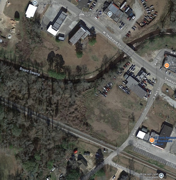 More Photos Of 300 W Seaboard St st, Bladenboro Industrial For Sale