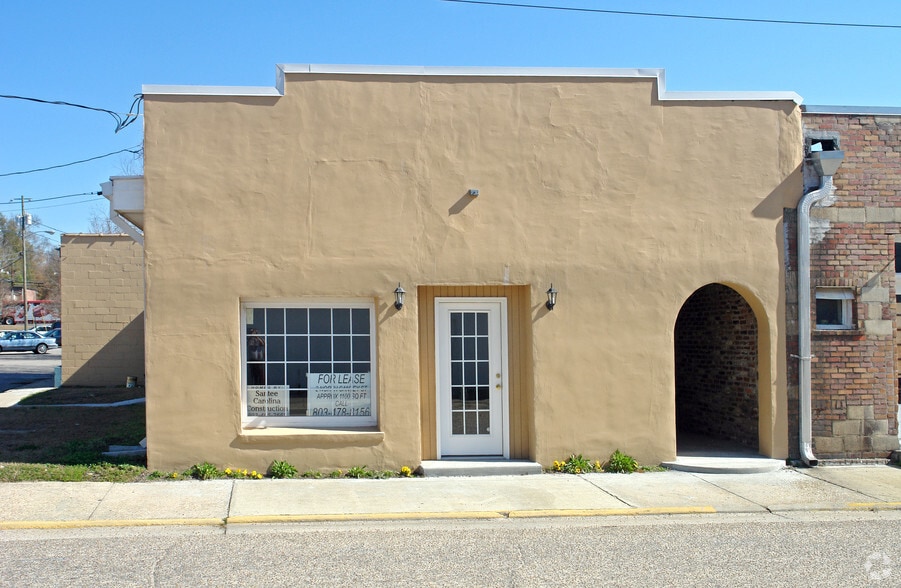 More Photos Of 2 N Cantey St, Summerton Storefront For Sale