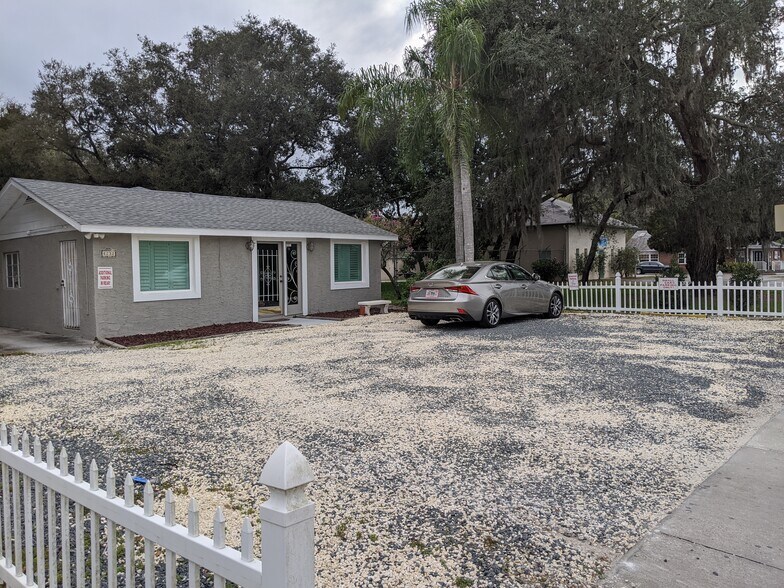 More Photos Of 8232 Massachusetts Ave, New Port Richey Coworking Space