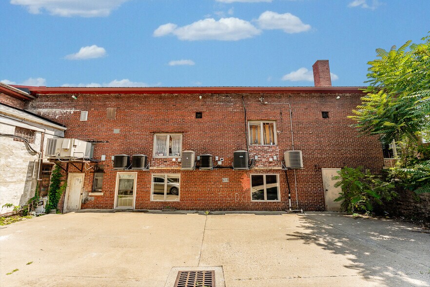 More Photos Of 214 Wall St, Morgantown Apartments For Sale