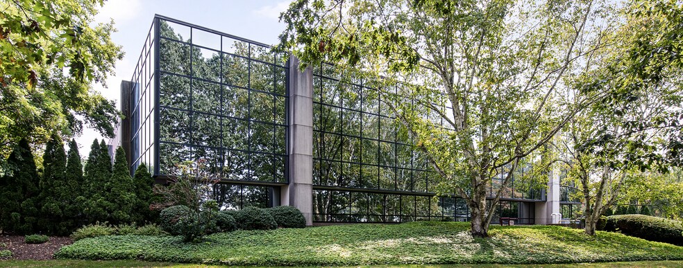 More Photos Of 9 Old Kings Hwy S, Darien Office For Lease