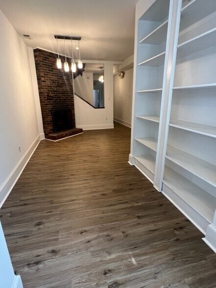 More Photos Of 915 5th St NW, Washington Office For Lease