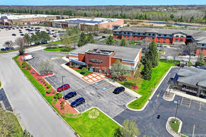 More Photos Of 195 N Milwaukee Ave, Vernon Hills Storefront Retail Office For Sale