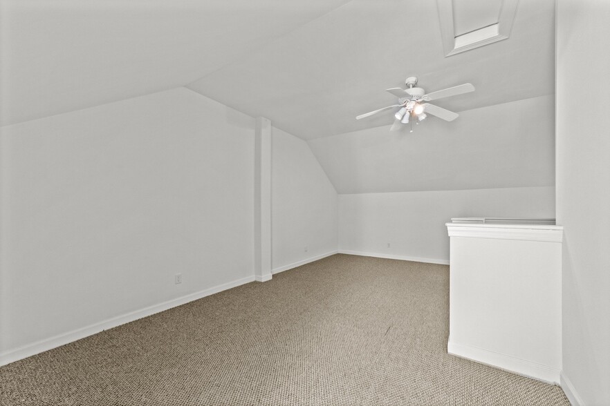 More Photos Of 2007 Baltic Ave, Virginia Beach Apartments For Sale