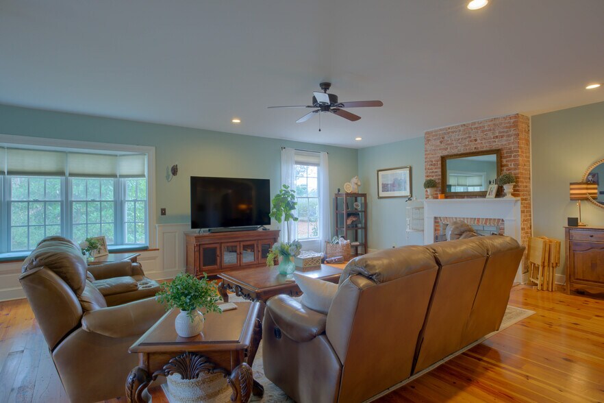 More Photos Of 6266 Richlands Hwy, Richlands Specialty For Sale