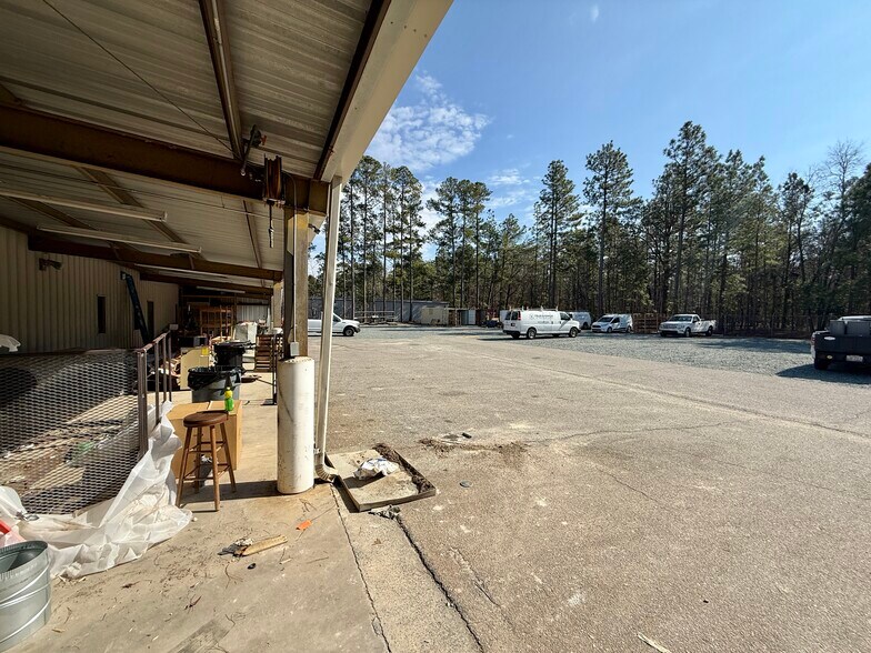 More Photos Of 7718 NC 22 Hwy, Carthage Warehouse For Lease