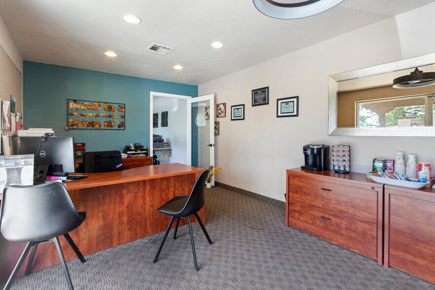 More Photos Of 3737 N Country Club Rd, Tucson Apartments For Sale