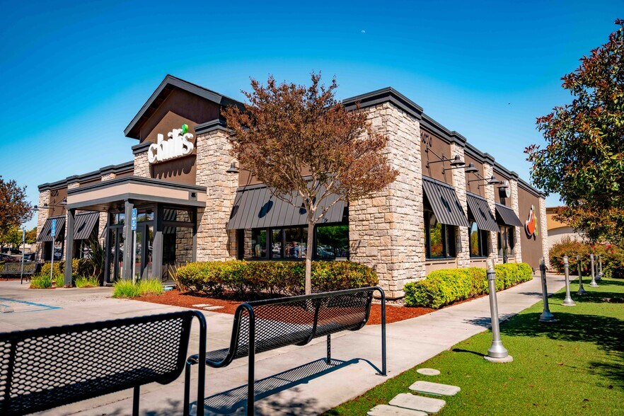 More Photos Of 40930-41090 California Oaks Rd, Murrieta Unknown For Lease