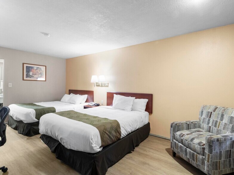 More Photos Of 250 N 1100 W, Cedar City Hotel For Sale