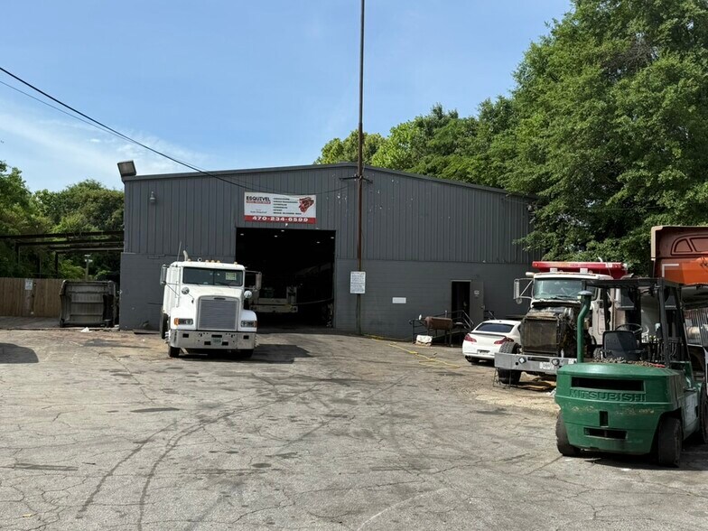 More Photos Of 2514 W Point Ave, College Park Manufacturing For Lease
