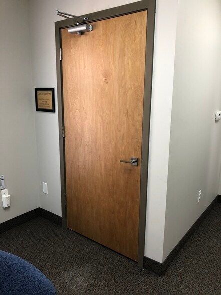 More Photos Of 1221 Byron Rd, Howell Medical For Lease