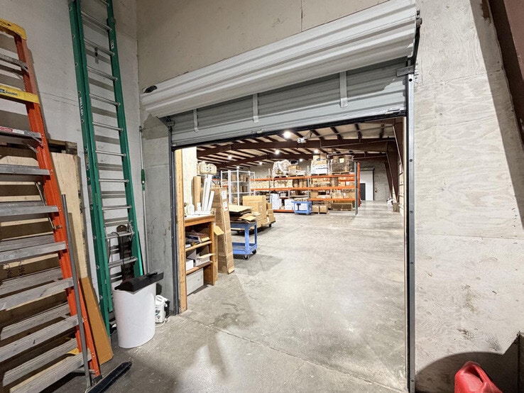 More Photos Of 4314 Centurion Dr, Bismarck Warehouse For Sale