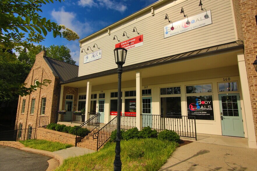 More Photos Of 408 Atlanta St, Roswell Unknown For Lease