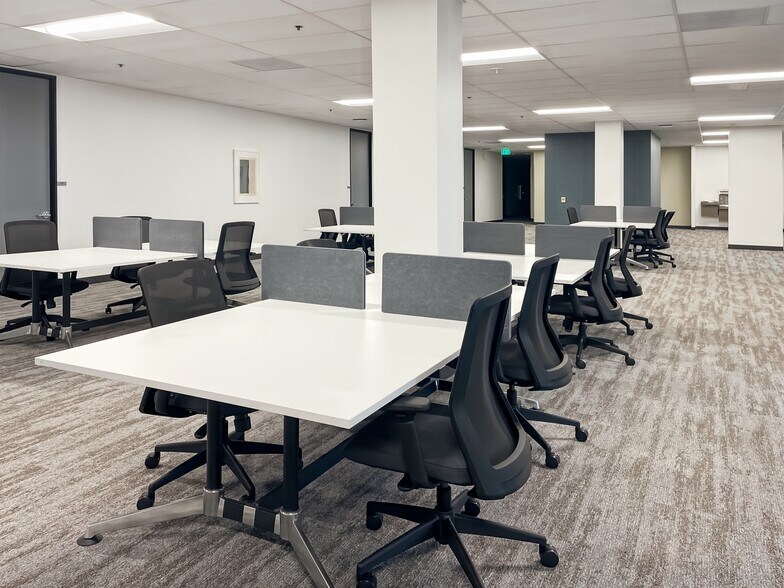 More Photos Of 3330 Harbor Blvd, Costa Mesa Coworking Space