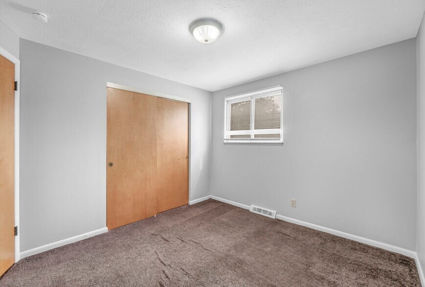 More Photos Of 818-850 S Green Rd, South Euclid Apartments For Sale