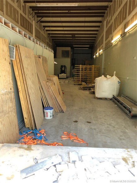 More Photos Of 1600-1650 NW 34th Ter, Lauderhill Warehouse For Lease