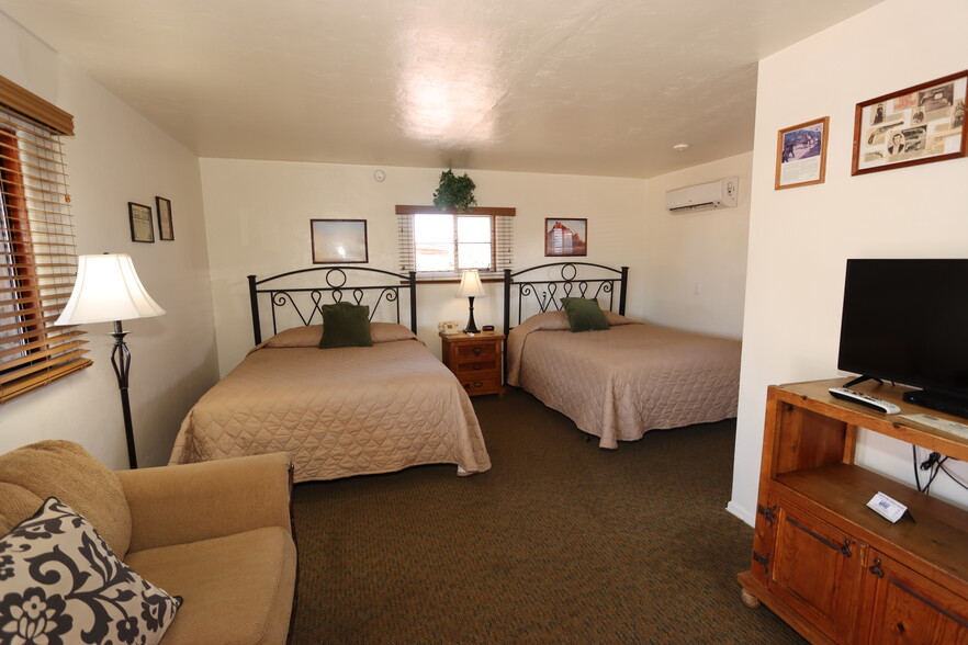 More Photos Of 410 Fremont St, Tombstone Hotel For Sale