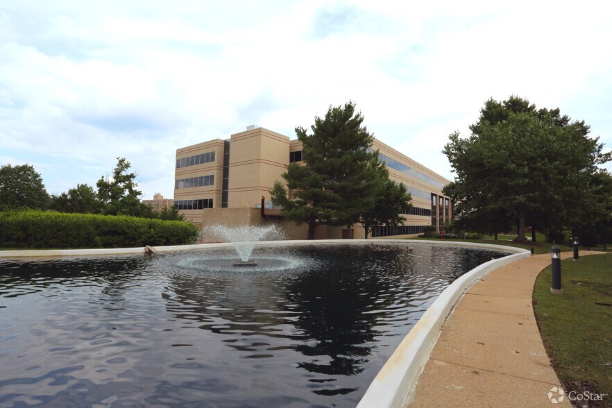 More Photos Of 3901 Calverton Blvd, Calverton Office For Lease