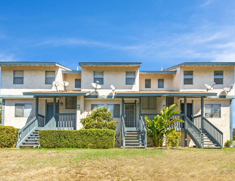 More Photos Of 716 W Phillips St, Ontario Apartments For Sale