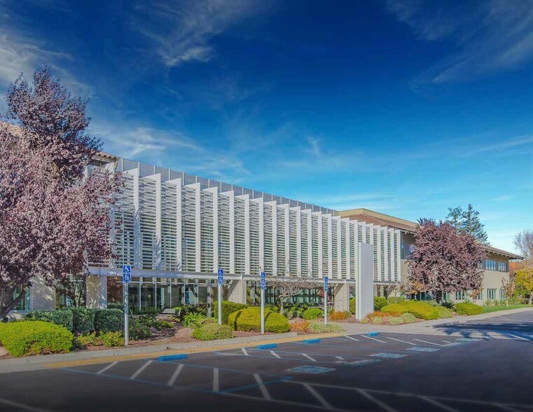 More Photos Of 5200 Great America Pky, Santa Clara Flex For Lease