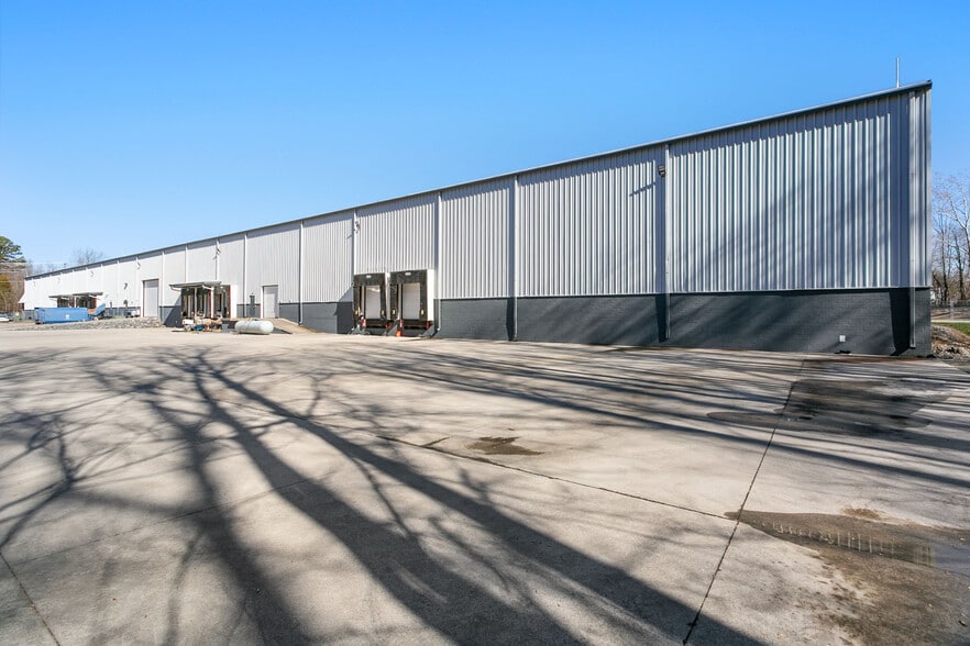 More Photos Of 4300 Old Greensboro Rd, Winston-Salem Warehouse For Lease