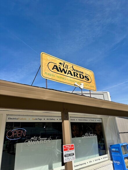 More Photos Of 104-114 Argall Way, Nevada City General Retail For Sale