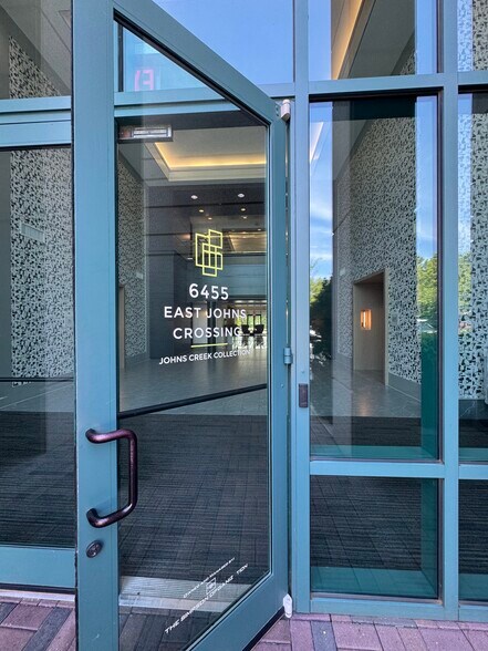 More Photos Of 6455 E Johns Xing, Johns Creek Office For Lease
